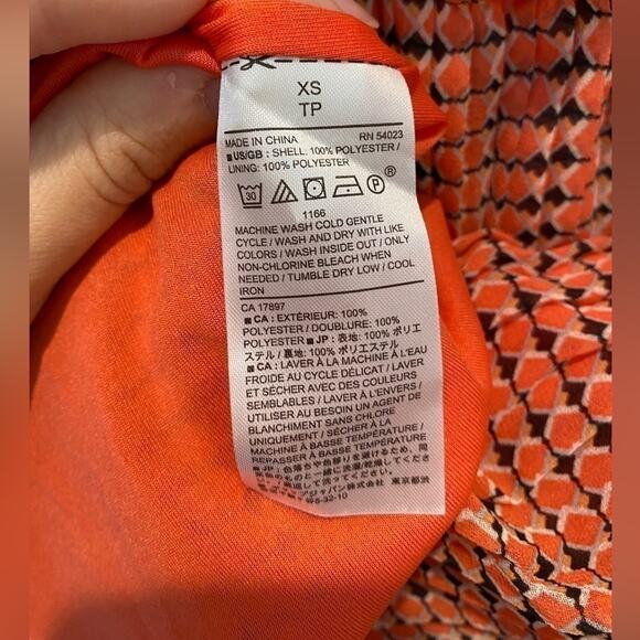 BANANA REPUBLIC | Orange Geometric Print Pleated Midi Skirt NWT | XS - Picture 5 of 5